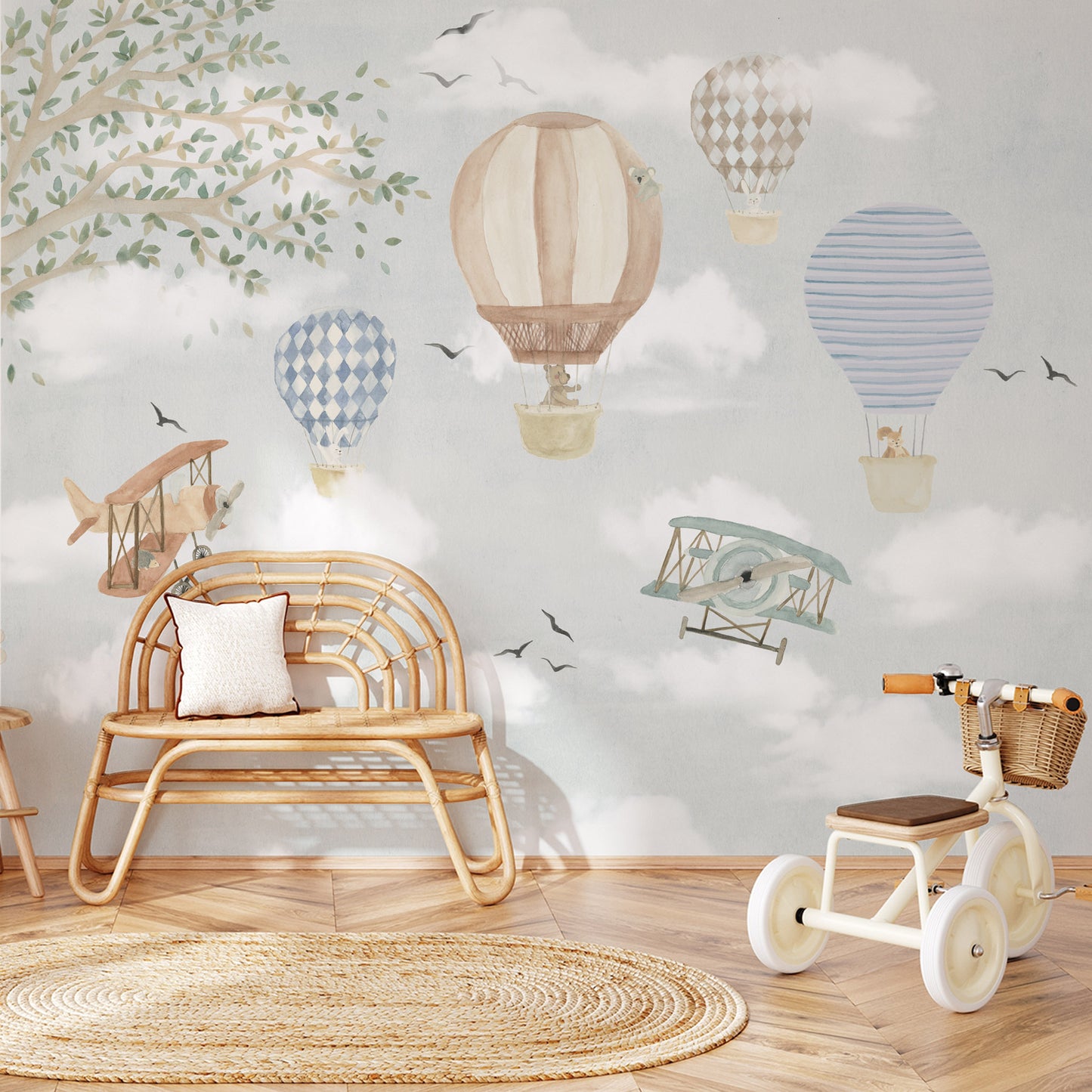 Papel de parede Balões Aquarelado com Bichinhos