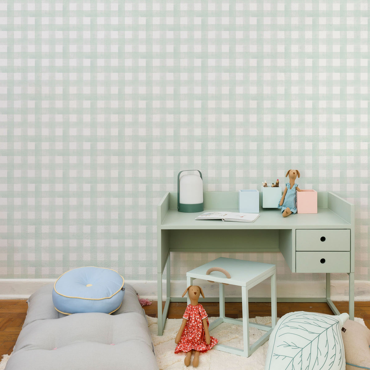 Watercolor Vichy Wallpaper – green